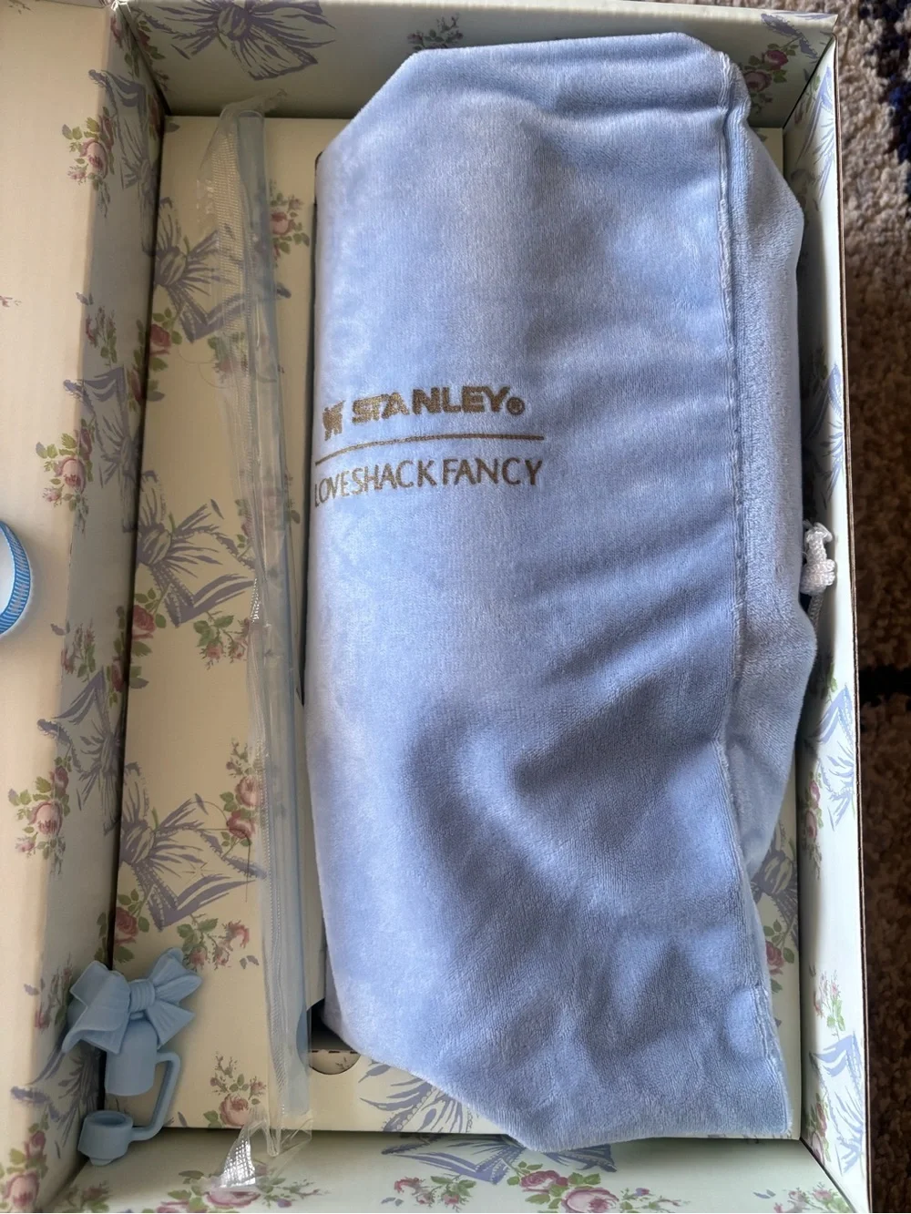 Stanley Quencher Tumbler - Floral Cream with Light Blue Handle